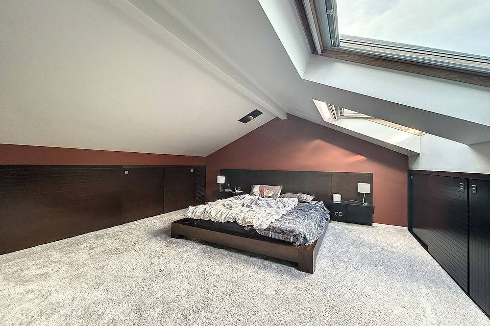 Superb villa on Lake Leman in Messery, Thonon-les-Bains region