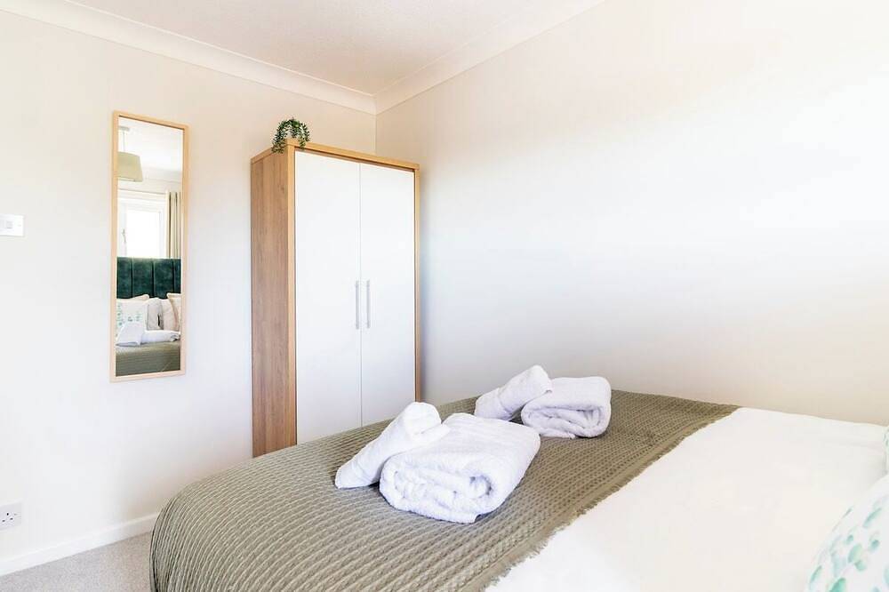 Apartamento entero, Wow! Seaview Beach Apartment Sleeps 6-Free Parking in Boscombe, Bournemouth