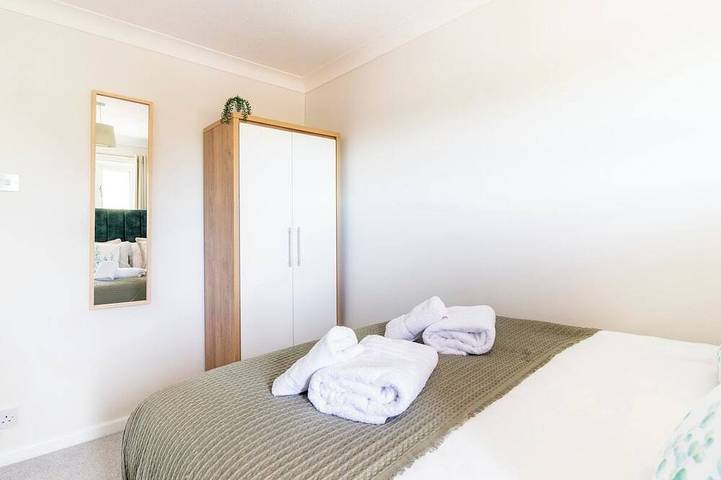 Ganze Wohnung, Wow! SeaView Beach Apartment Sleeps 6-Free Parking in Boscombe, Bournemouth