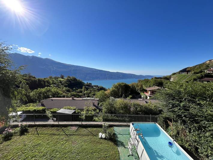 Ferienhaus für 6 Personen, mit Balkon und Balkon/Terrasse sowie Terrasse und Garten in Tignale - 4