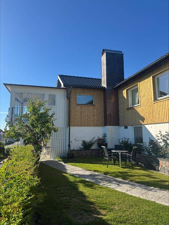 Ferienwohnung für 5 Personen, mit Terrasse und Garten in Fjällbacka - 3