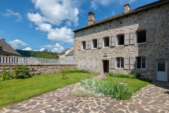 Location de vacances pour 5 personnes, avec jardin à Grandvals - 2