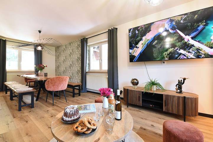 Gîte pour 12 personnes, avec balcon, animaux acceptés à Moosch