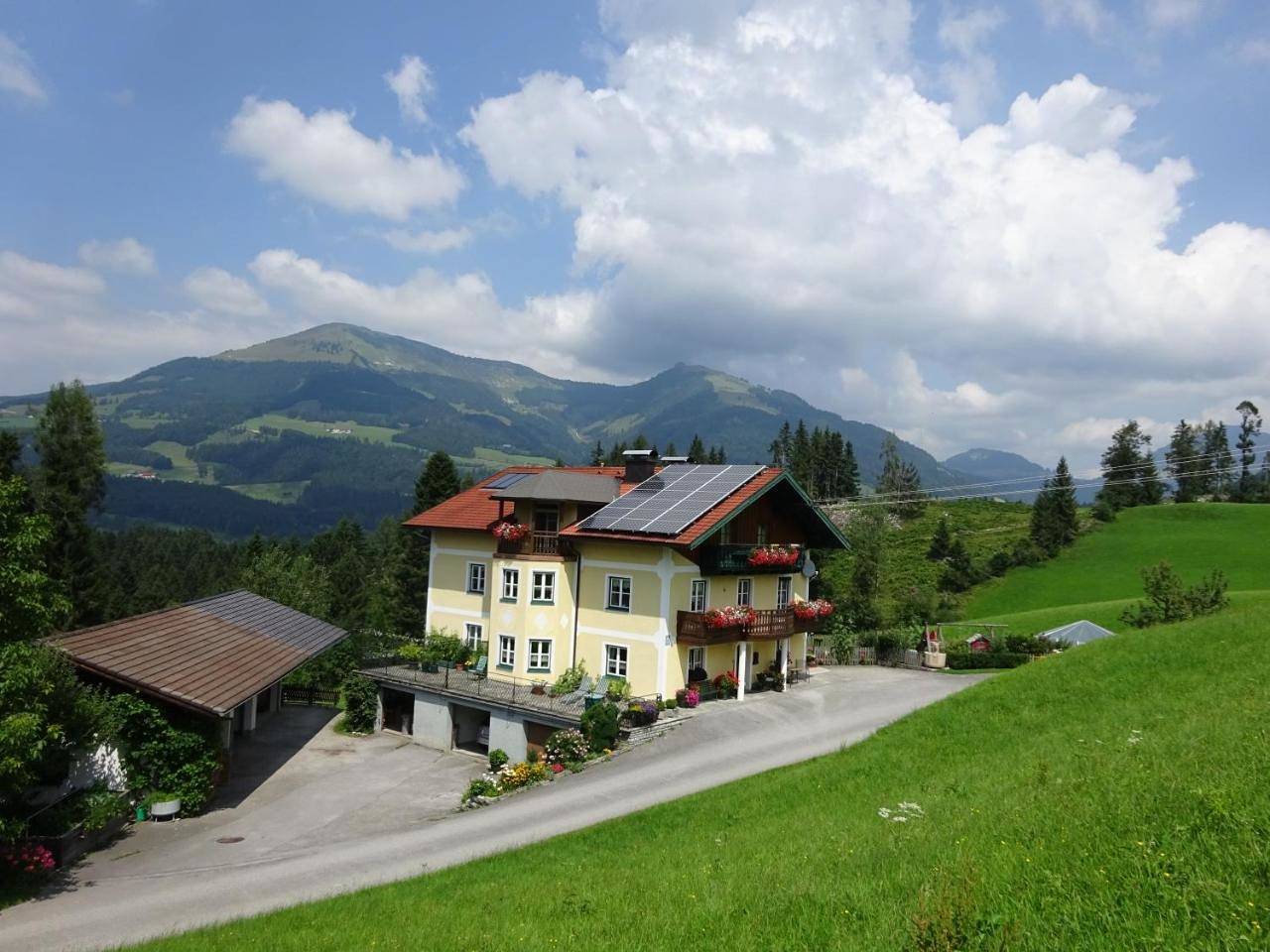 Ganze Wohnung, Ferienwohnung Haus Lehen in St. Koloman, Tennengau