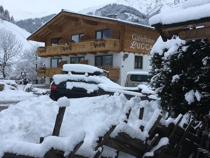 Ferienhaus für 4 Personen, mit Balkon und Garten sowie Pool und Sauna in Rauris - 2
