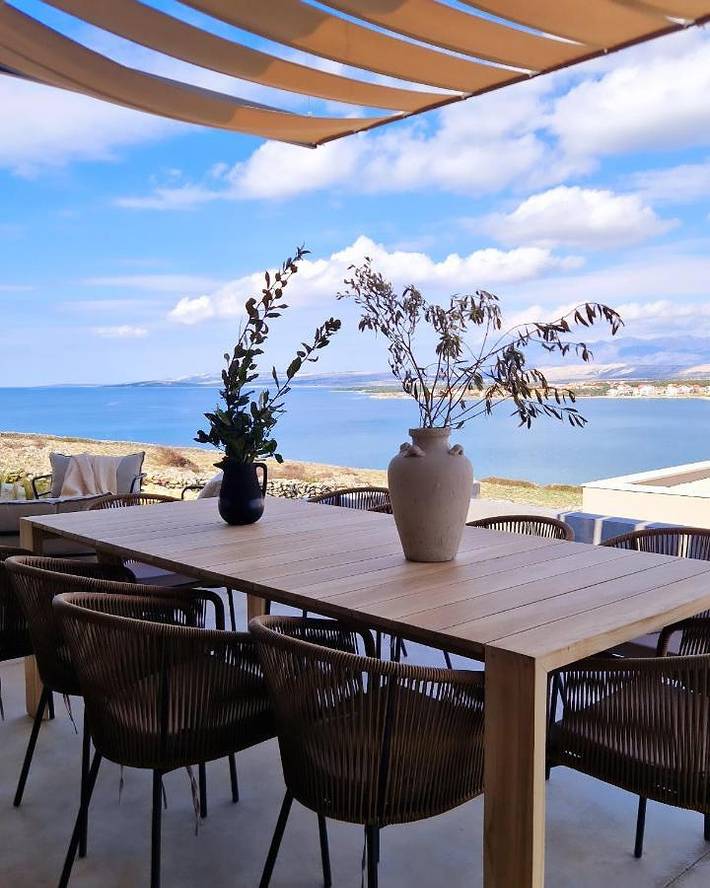 Villa für 8 Personen, mit Balkon und Terrasse sowie Garten und Pool in Povljana - 3