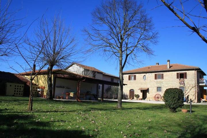 Gîte pour 7 personnes, avec jardin à Rieti - 4