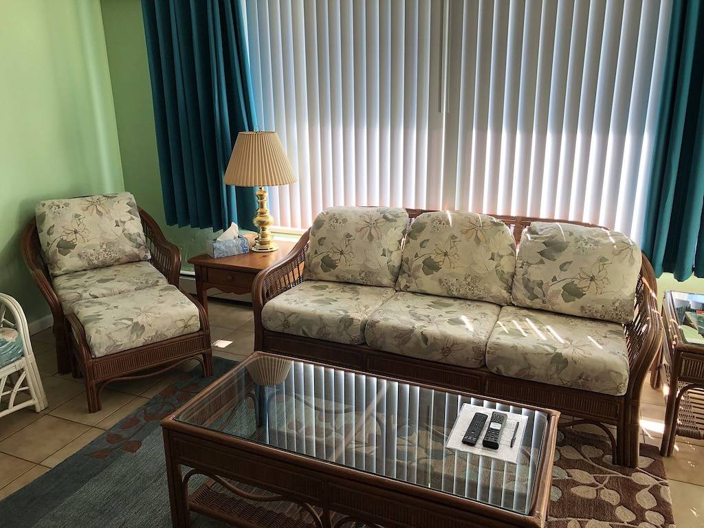 Beach Rental for 7 Guests in Norfolk (VA), Chesapeake Bay