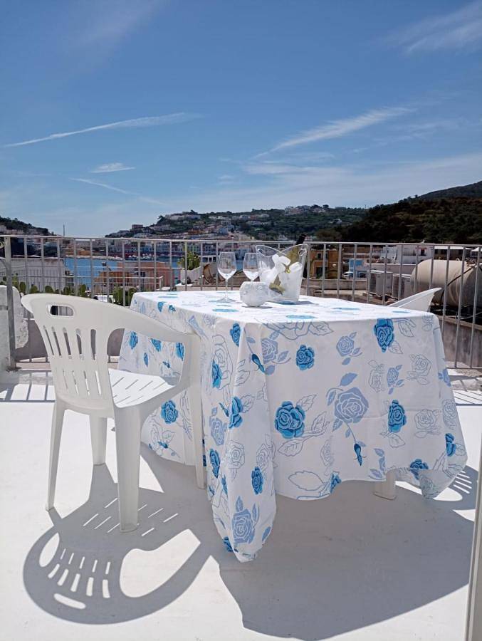 Ferienwohnung für 6 Personen, mit Ausblick und Terrasse - 1