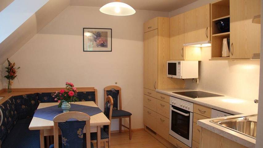 Ferienwohnung für 5 Personen, mit Balkon und Terrasse sowie Garten und Seeblick in Kärnten - 4