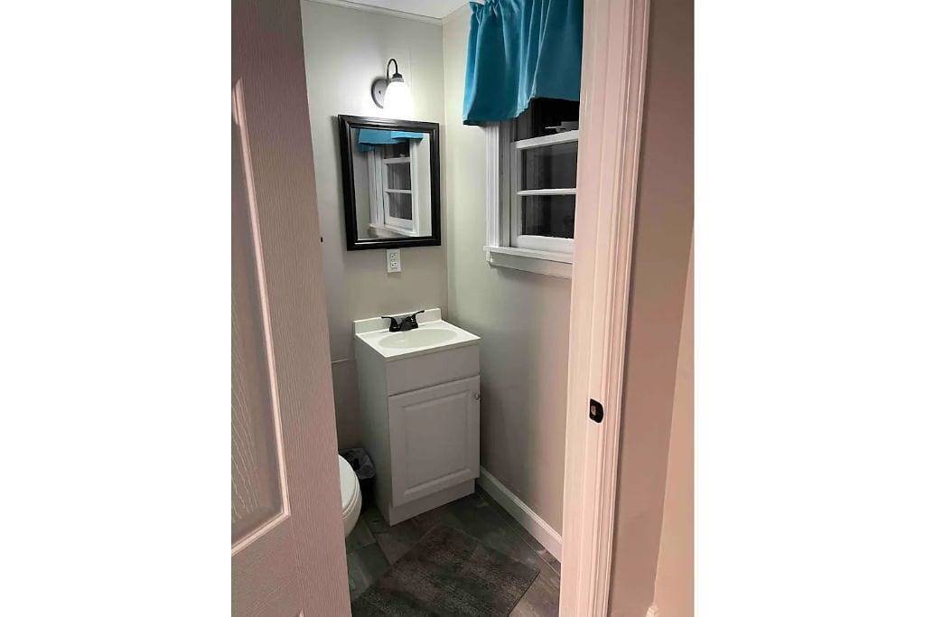 Motel at Ky Lake. Seaside Lounge in Kentucky Lake