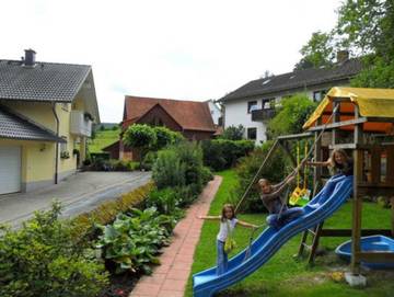 Ferienhaus für 4 Personen, mit Ausblick und Garten, kinderfreundlich in Hessen