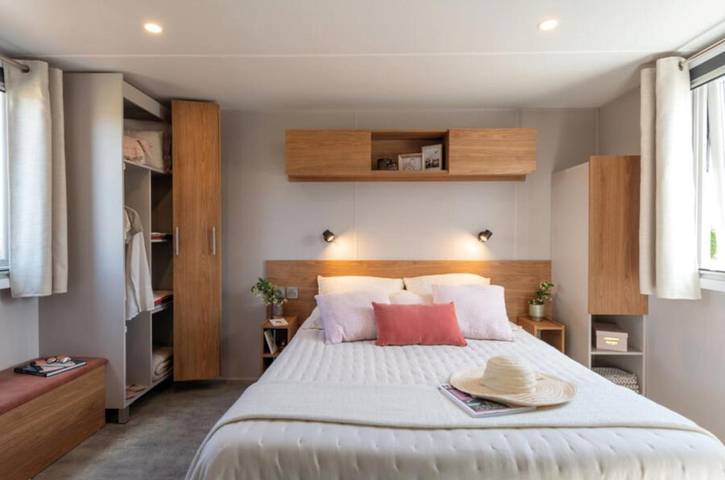 Camping pour 6 personnes, avec piscine et jardin à Dolus-d'Oléron - 2