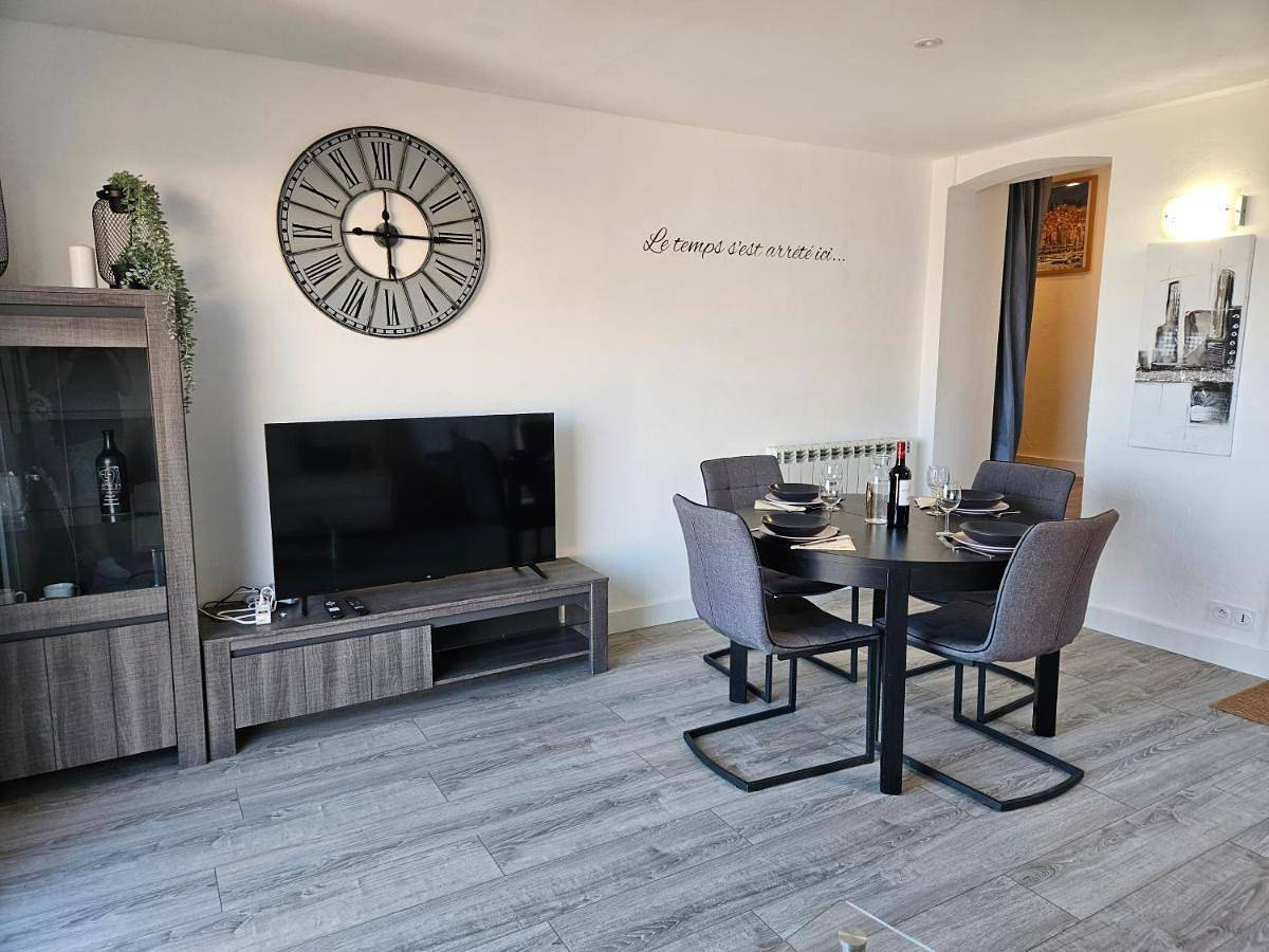 Appartement entier, Vue mer, au calme, avec jardin ! in Spéracèdes, Côte méditerranéenne (France)