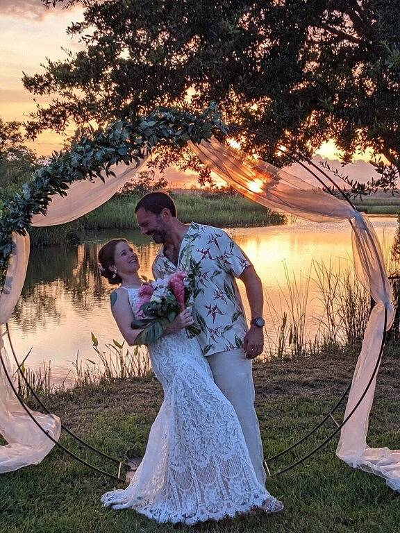 Vacation house for 26 people, with yard and hot tub, with pets in Mississippi