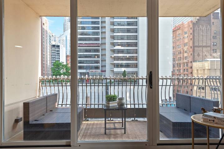 Gîte pour 15 personnes, avec vue sur le lac ainsi que terrasse et jardin à Chicago - 3