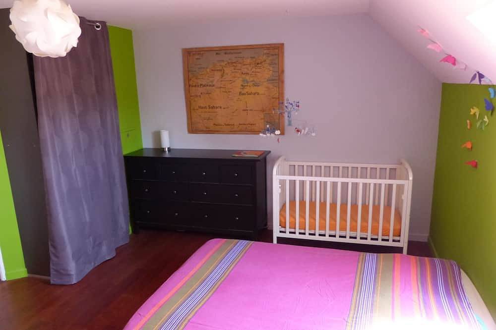 Apartamento entero, Vast duplex 60m² T2. Cerca de la terminal de ferry, la playa y Conleau Pibs in Vannes, Côte des Mégalithes