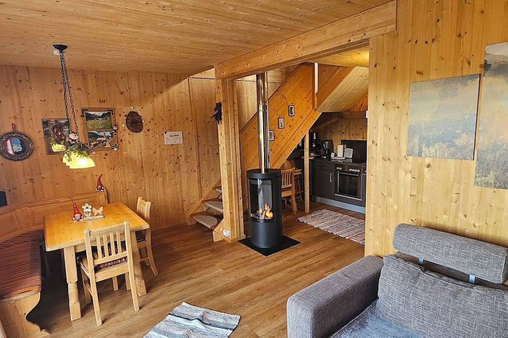 Chalet Chesetta Berghütte gerne mit Hund auf 1600m Sauna, Whirlpool, Balkon... in Bad Sankt Leonhard im Lavanttal, Lavanttaler Alpen