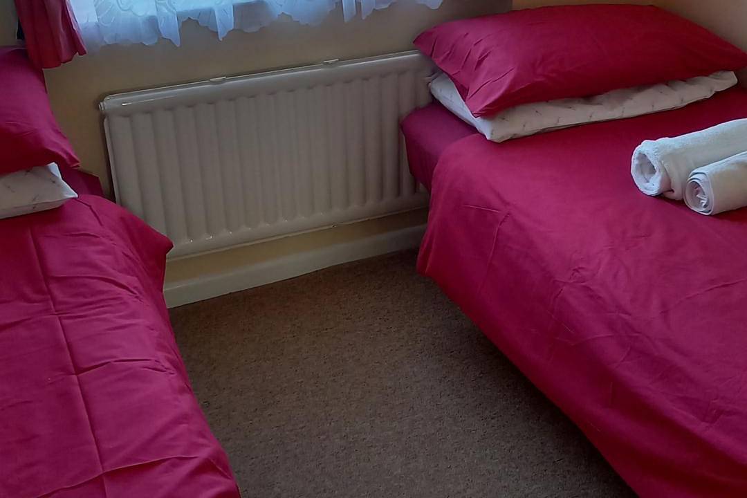 Frinton on Sea- 3bedroom-Petfriendly-Garden in Walton on the Naze, Essex