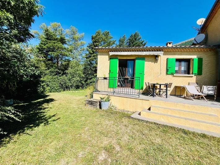 Location de vacances pour 4 personnes, avec Terrasse et Jardin à Aspres-sur-Buëch