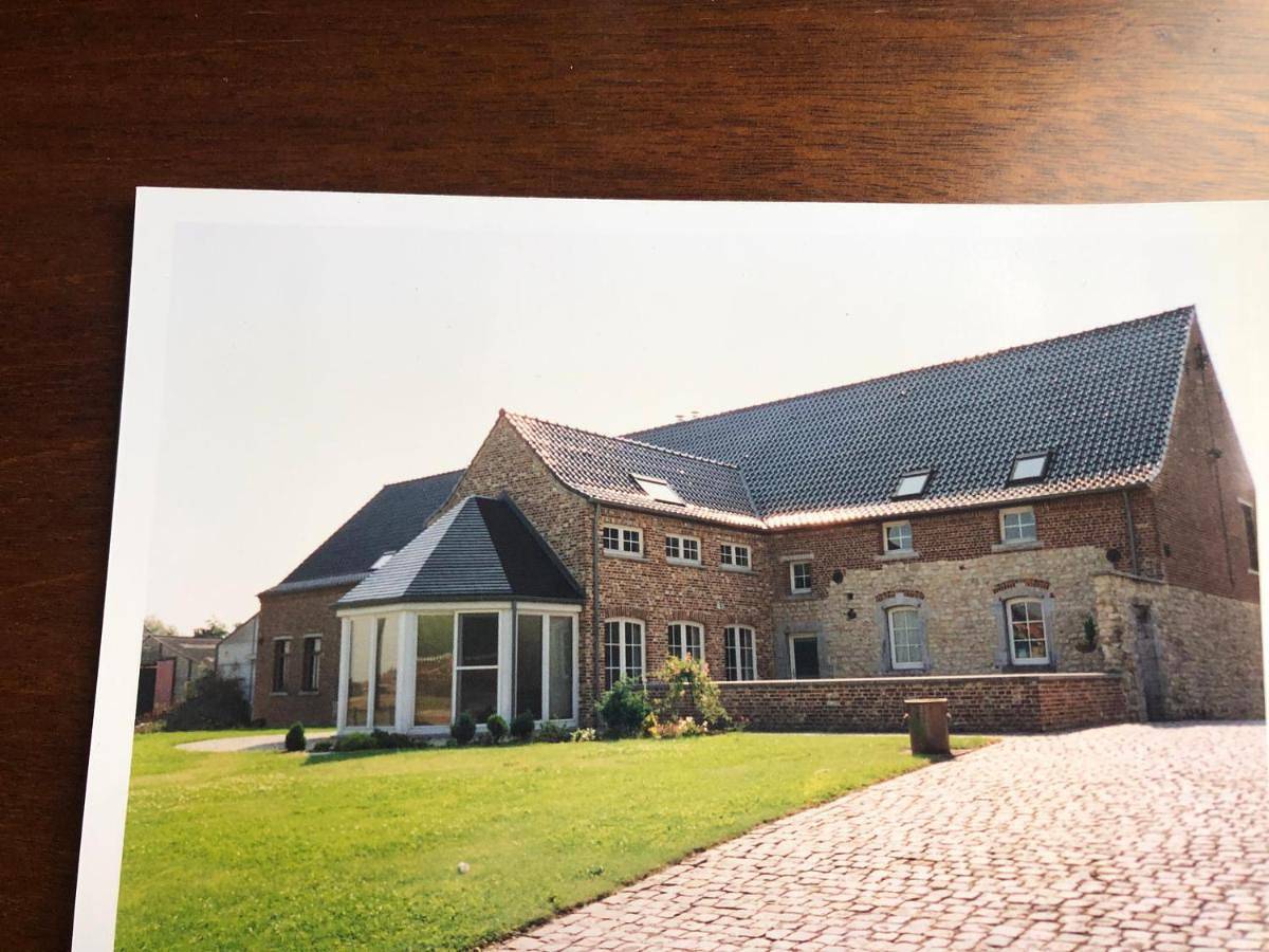 Ferme D’Herlaimont in Chapelle-lez-Herlaimont, Hainaut