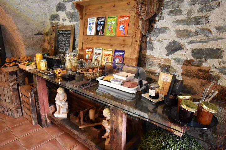 Chambre d’hôte pour 4 personnes, avec sauna ainsi que jacuzzi et jardin dans l' Isère - 2