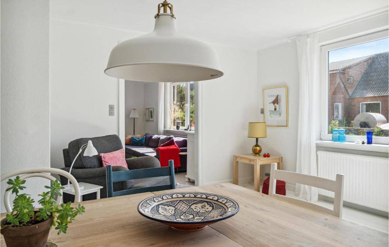 Three-Bedroom Holiday Home in Fejø, Svenske Østersøen