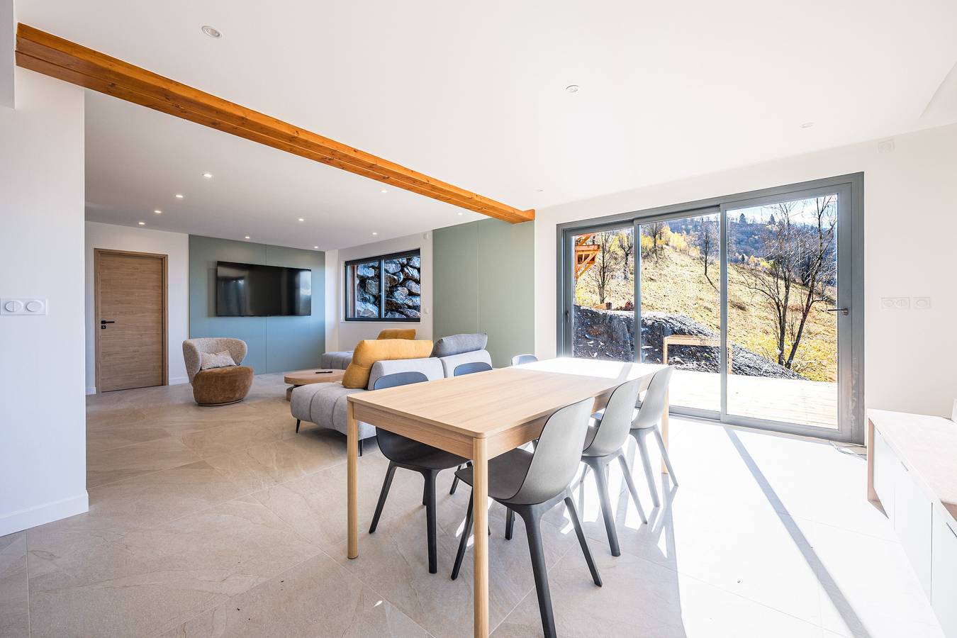 Chalet acogedor para 8/10 personas con vistas al valle in Saint-François-Longchamp, Le Grand Domaine