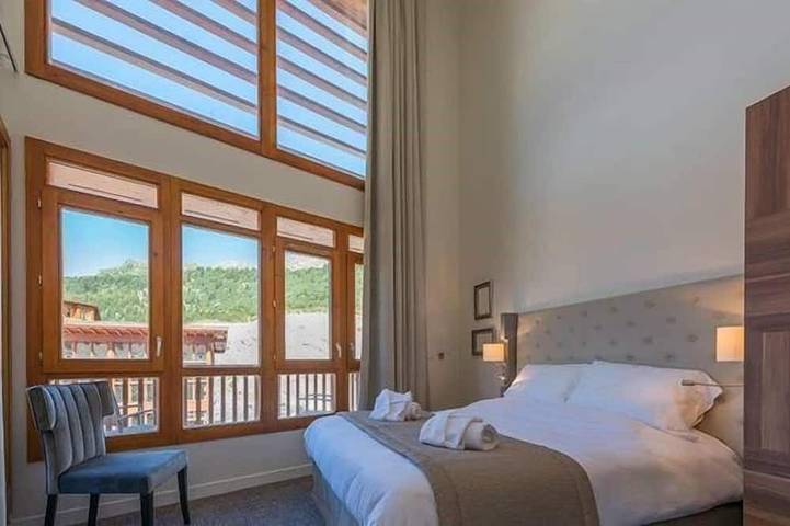 Ganze Wohnung, Bergunterkunft | Kostenloses WLAN & Pool in Arc 1800, Bourg-Saint-Maurice