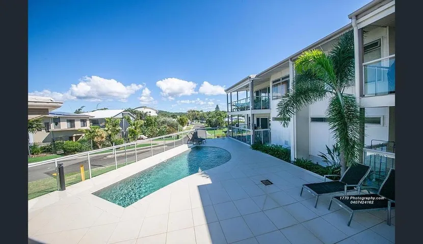 Appartement de vacances pour 8 personnes, avec piscine ainsi que jardin et terrasse - 1