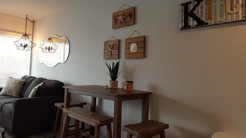 Vacation apartment for 4 people, with yard and terrace as well as pool - 1