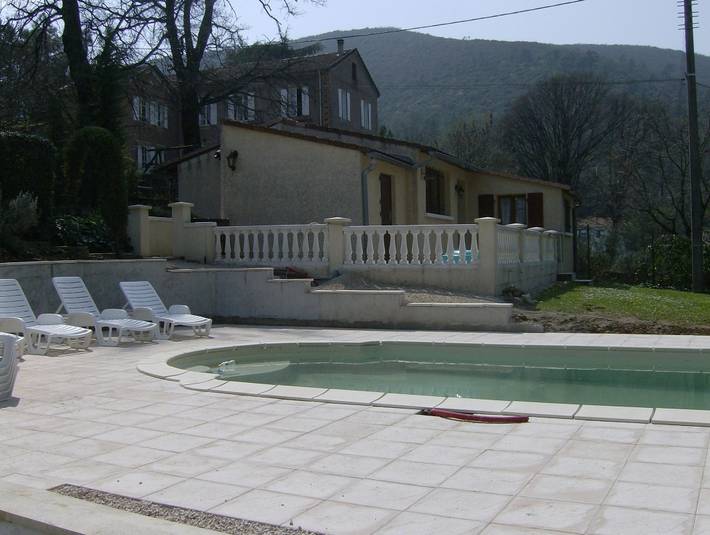 Gîte pour 5 personnes, avec piscine dans le Gard - 2
