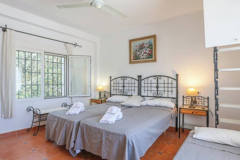 Finca Rural en Jaralta de Carmen La Puebla de Los Infantes by Ruralidays in La Puebla de los Infantes, Sevilla Province