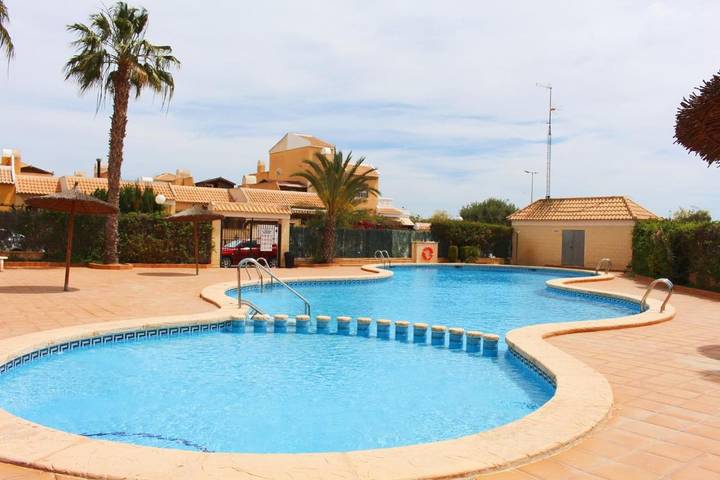 Casa rural para 5 personas, con jardín y vistas además de balcón y piscina en Rojales - 2