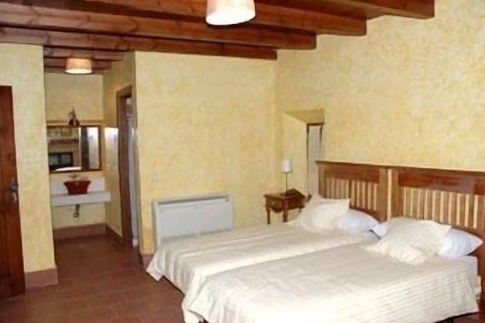 Casa rural (alquiler íntegro) Vallehermoso para 12 personas in San Carlos del Valle, Provincia de Ciudad Real