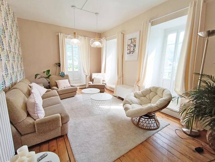 Gîte pour 8 personnes, avec vue dans Office de Tourisme de Luchon - 3