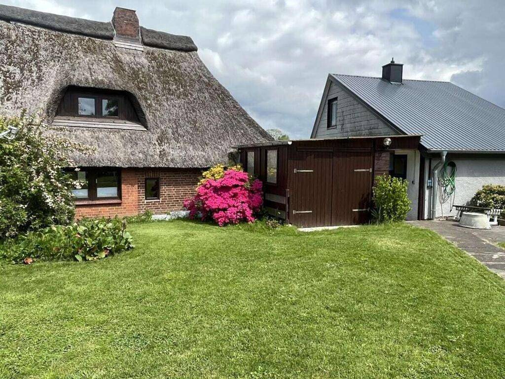 Haus Kälberstieg Comfortable holiday residence in Grebin, Südliche Ostseeküste