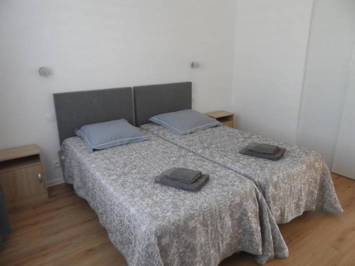 Location de vacances pour 6 personnes, avec jardin ainsi que piscine et vue, animaux acceptés à Guipry-Messac - 4