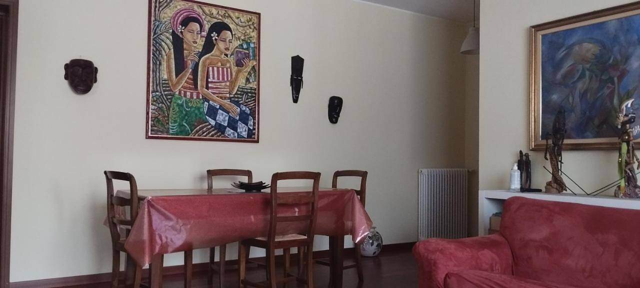 Appartement entier, Two-Bedroom Apartment in Sassuolo, Province de Modène