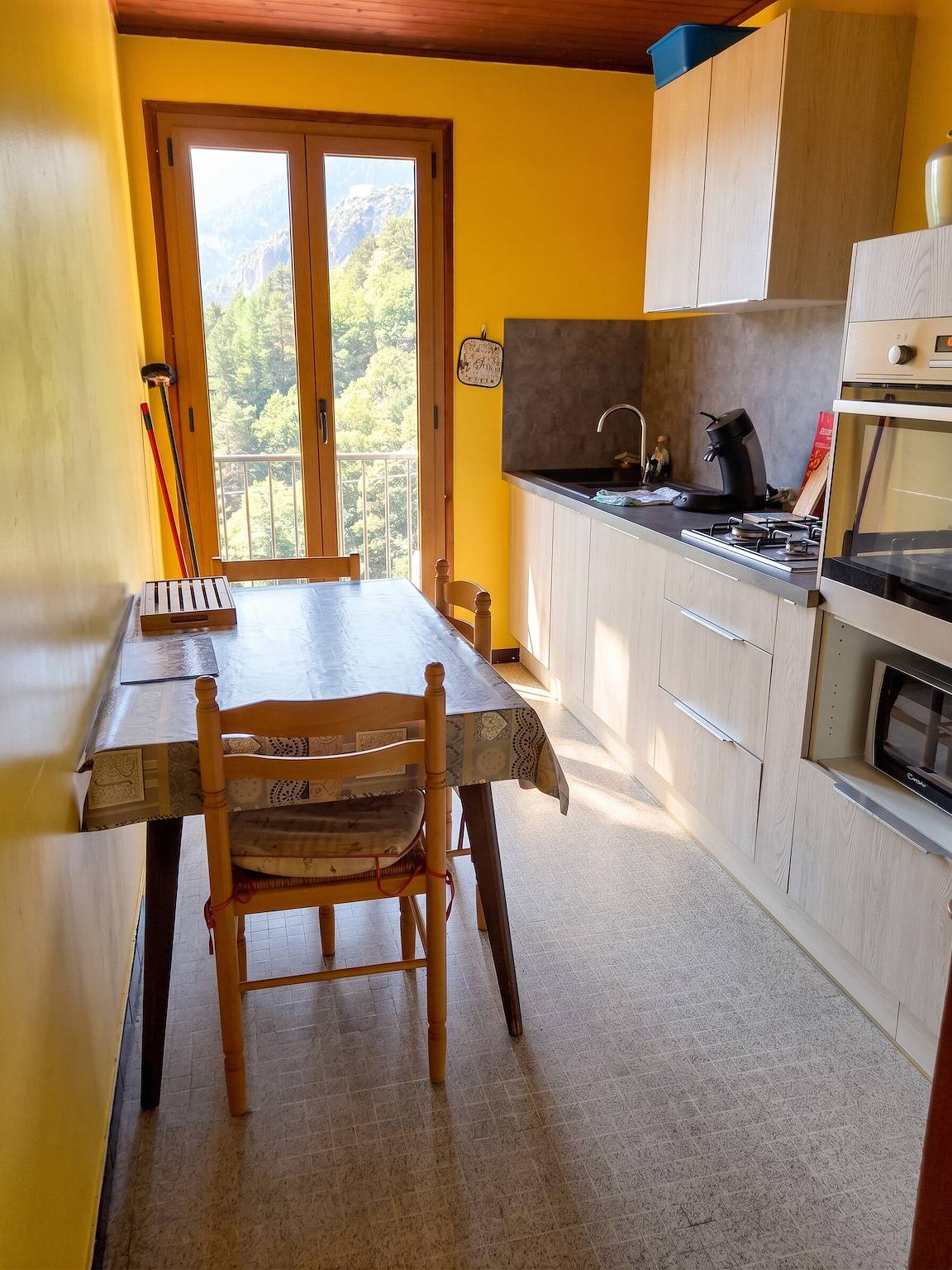 Appartement entier, Appartement avec balcon à Venanson, 46 m² et vue in Venanson, Région de Nice
