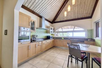 Maison De Vacances pour 8 Personnes dans La Celle-sous-Gouzon, Région de Guéret, Photo 3
