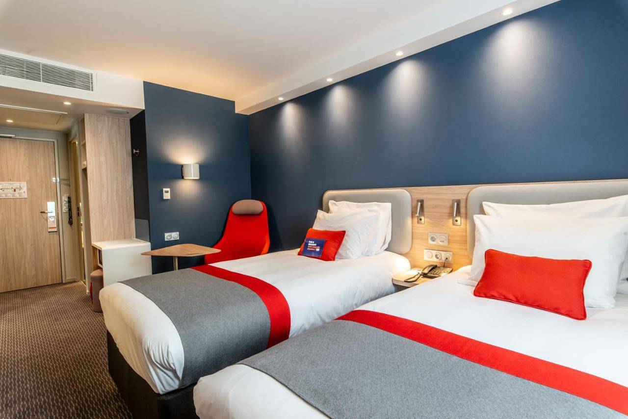 Standard Twin Room - Free Breakfast in Lormont, Région de Bordeaux