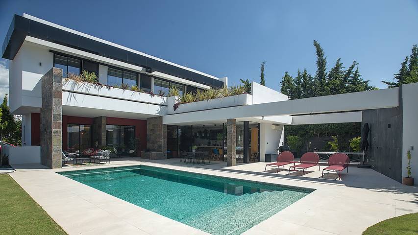 Casa rural para 12 personas, con jardín y sauna en San Pedro Alcántara