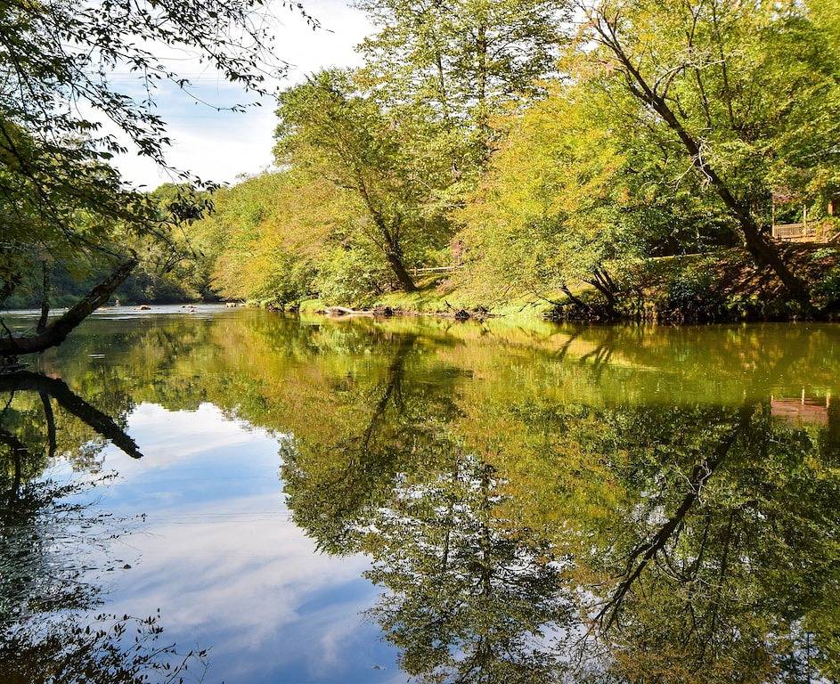 Aussicht, Whirlpool, Flusszugang, Gemeinschaftspool, Wlan, Bb Court, Architektur nach Maß, in Mineral Bluff, Chattahoochee National Forest