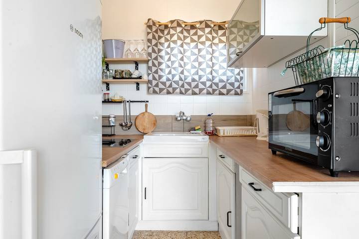 Appartement entier, Appartement 'Montsant' avec vue sur la mer, terrasse privée et climatisation. in Creixell, Costa Dorada