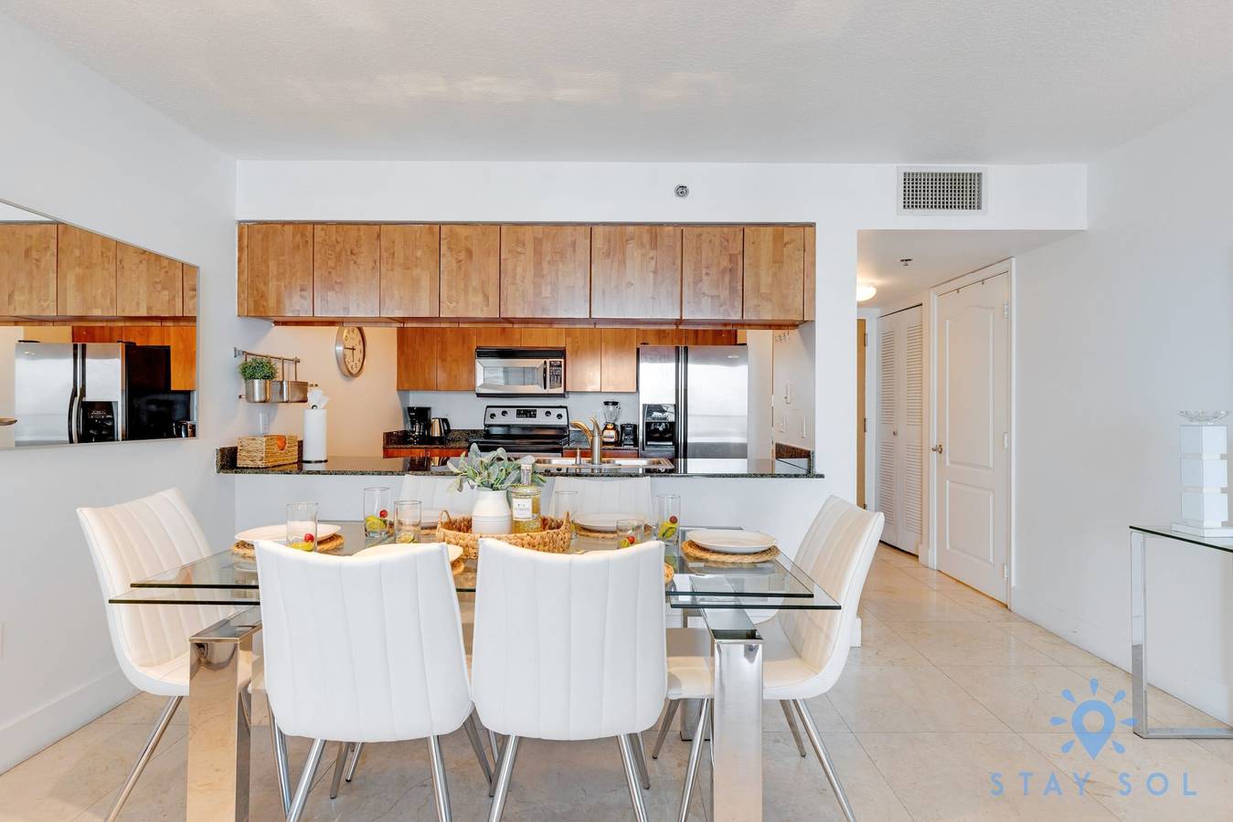 Ganze Wohnung, 1 Br Apartment - Ocean and city views in Miami, Florida