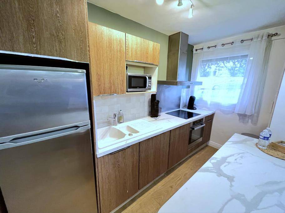 Appartement entier, Two-Bedroom Apartment in Sceaux, Hauts-de-Seine