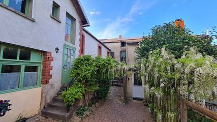 Gîte pour 4 personnes, avec jardin, animaux acceptés à Ouroux-en-Morvan