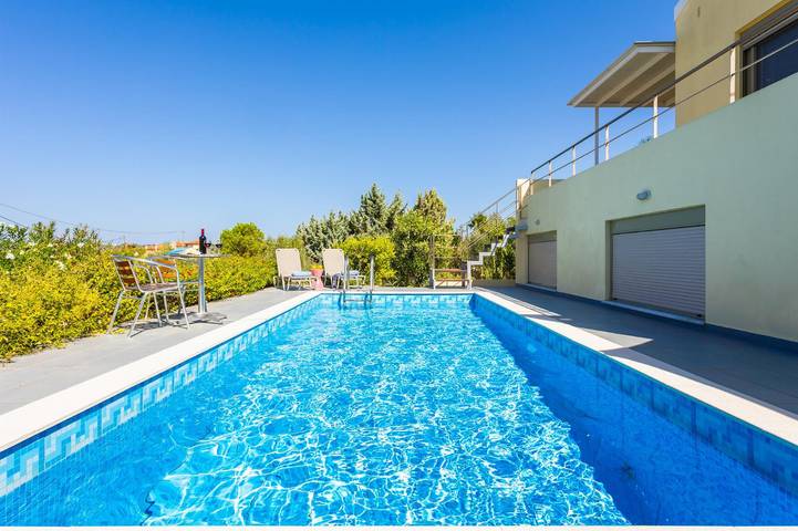 Location de vacances pour 7 personnes, avec jardin dans Vámos - 2