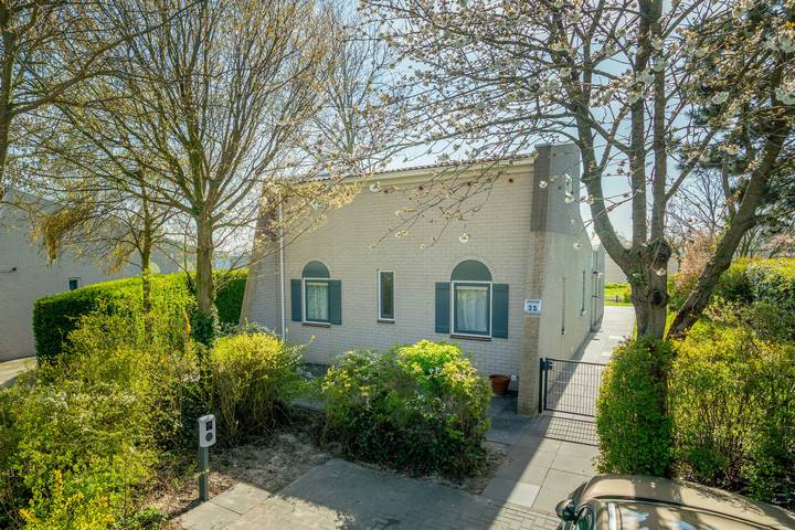 Ferienhaus für 8 Personen, mit Balkon/Terrasse und Terrasse sowie Sauna
